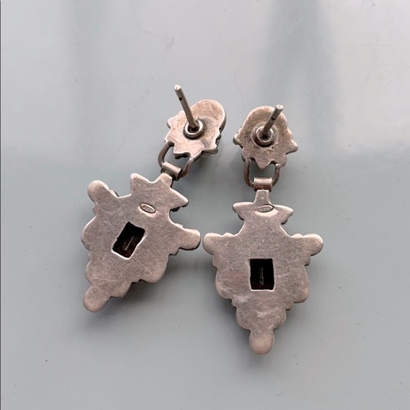 Ornate sterling silver earrings with garnet and pearl - Picture 2 of 3